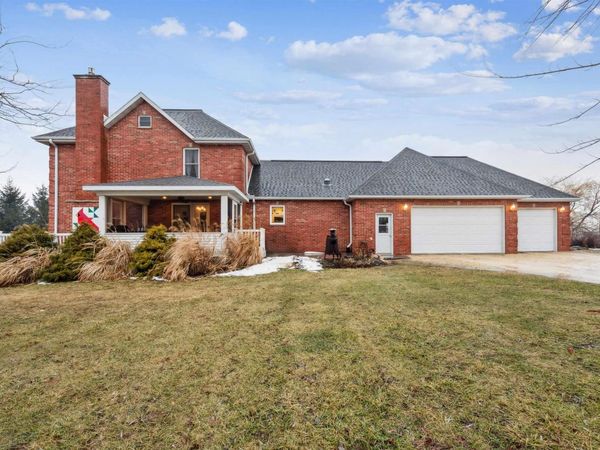 38116 Forestville Road, Strawberry Point, IA 52076