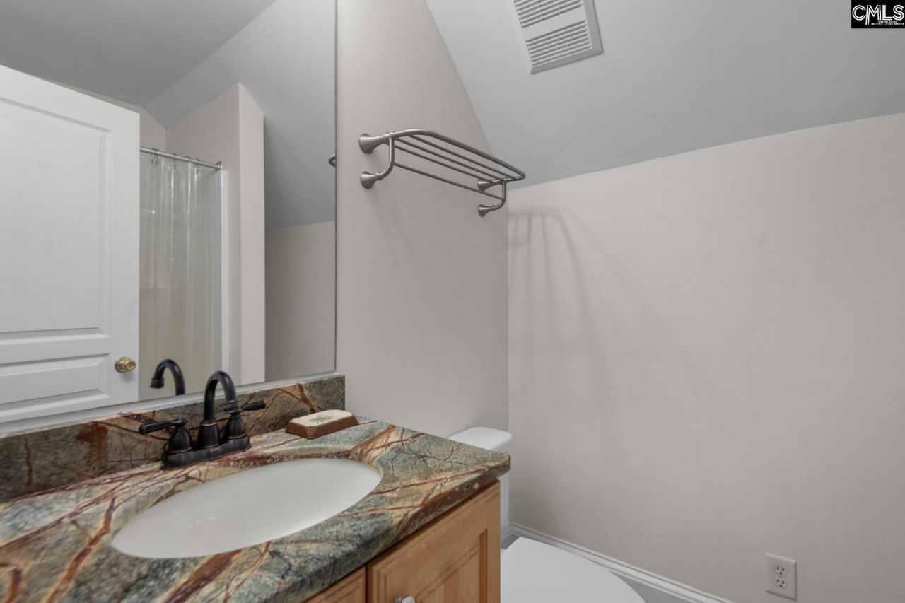 115 Pointe Overlook Drive  Photo 32