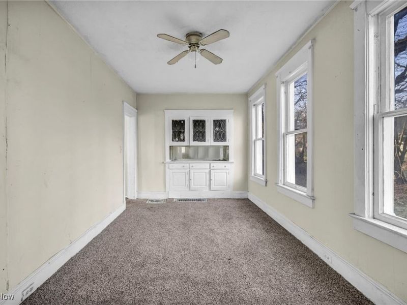 8110 Melrose Avenue, Cleveland, OH 44103 Photo 12