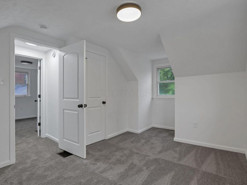 430 S James Road, Columbus, OH 43213 Photo 13