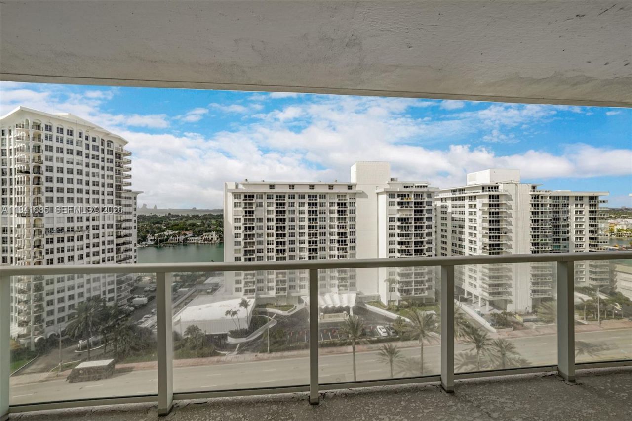 5701 Collins Ave, Unit 1415, Miami Beach, FL 33140 Photo