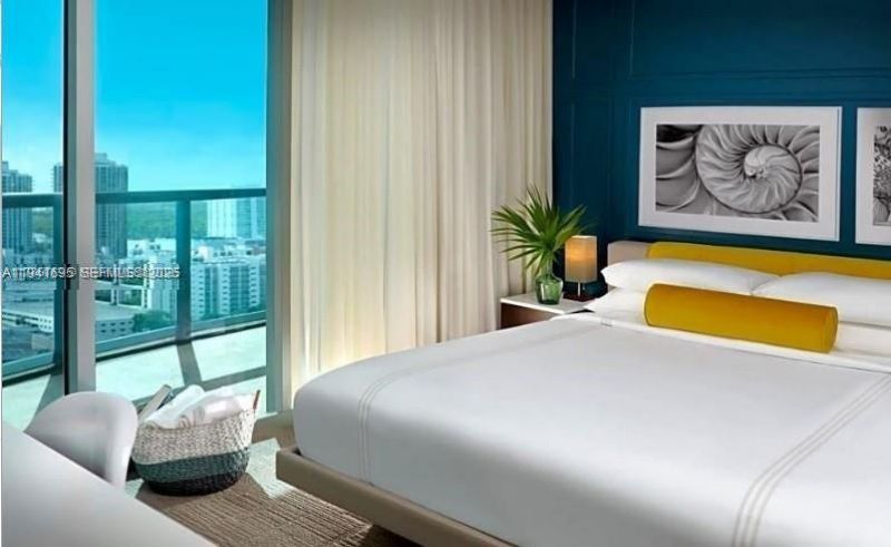 17315 Collins Ave, Unit 1206, Sunny Isles Beach, FL 33160 Photo