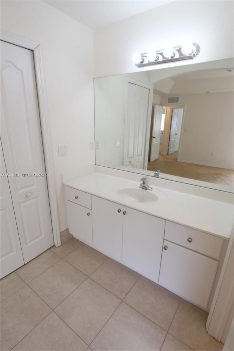 22821 SW 88 Pl, Unit 14-20, Cutler Bay, FL 33190 Photo