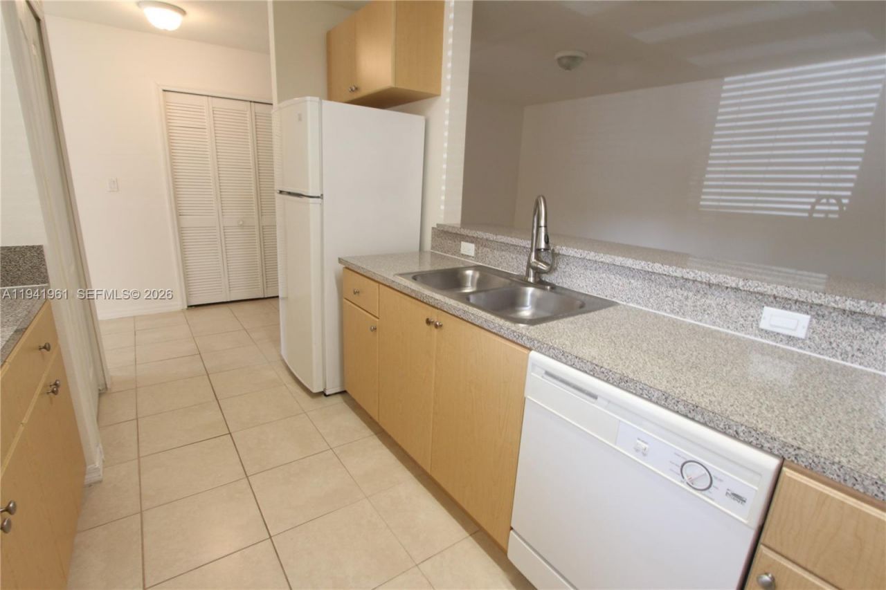 22821 SW 88 Pl, Unit 14-20, Cutler Bay, FL 33190 Photo