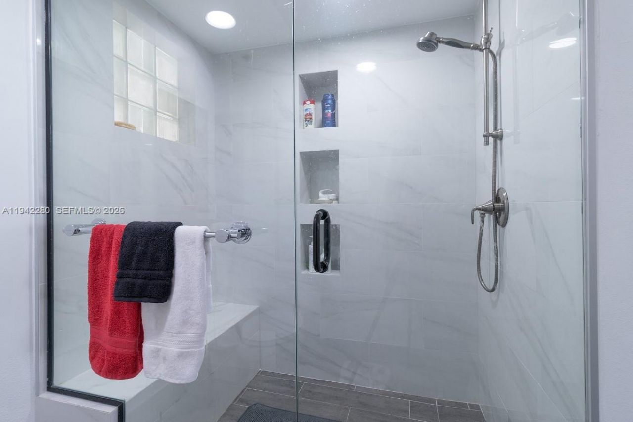 3165 NE 184th St, Unit 6206, Aventura, FL 33160 Photo