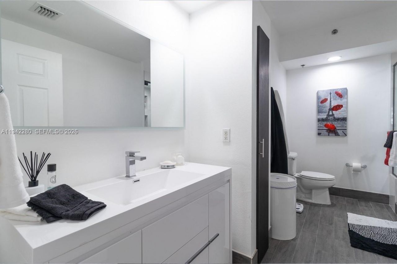 3165 NE 184th St, Unit 6206, Aventura, FL 33160 Photo