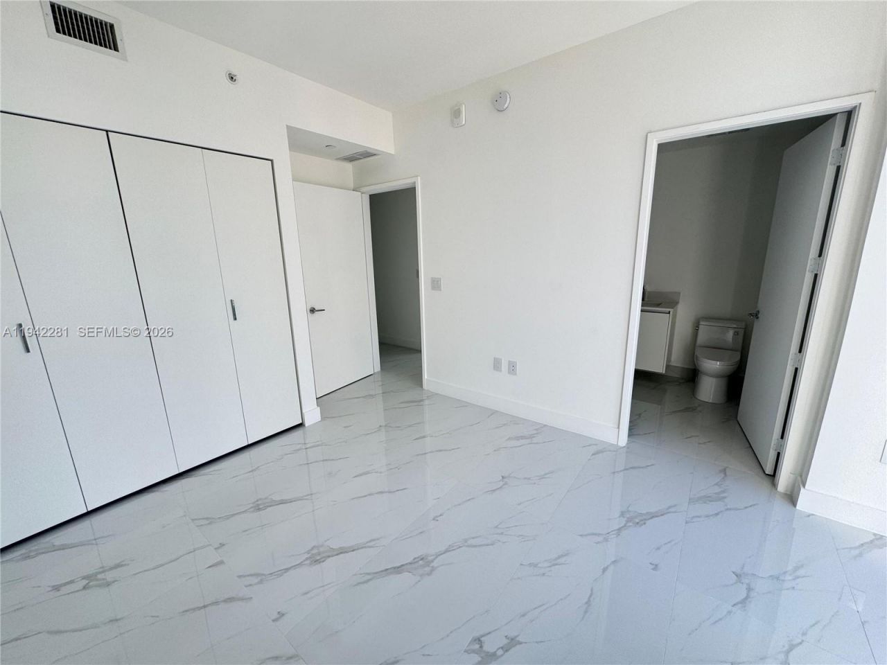 700 NE 24 , Unit 907, Miami, FL 33137 Photo
