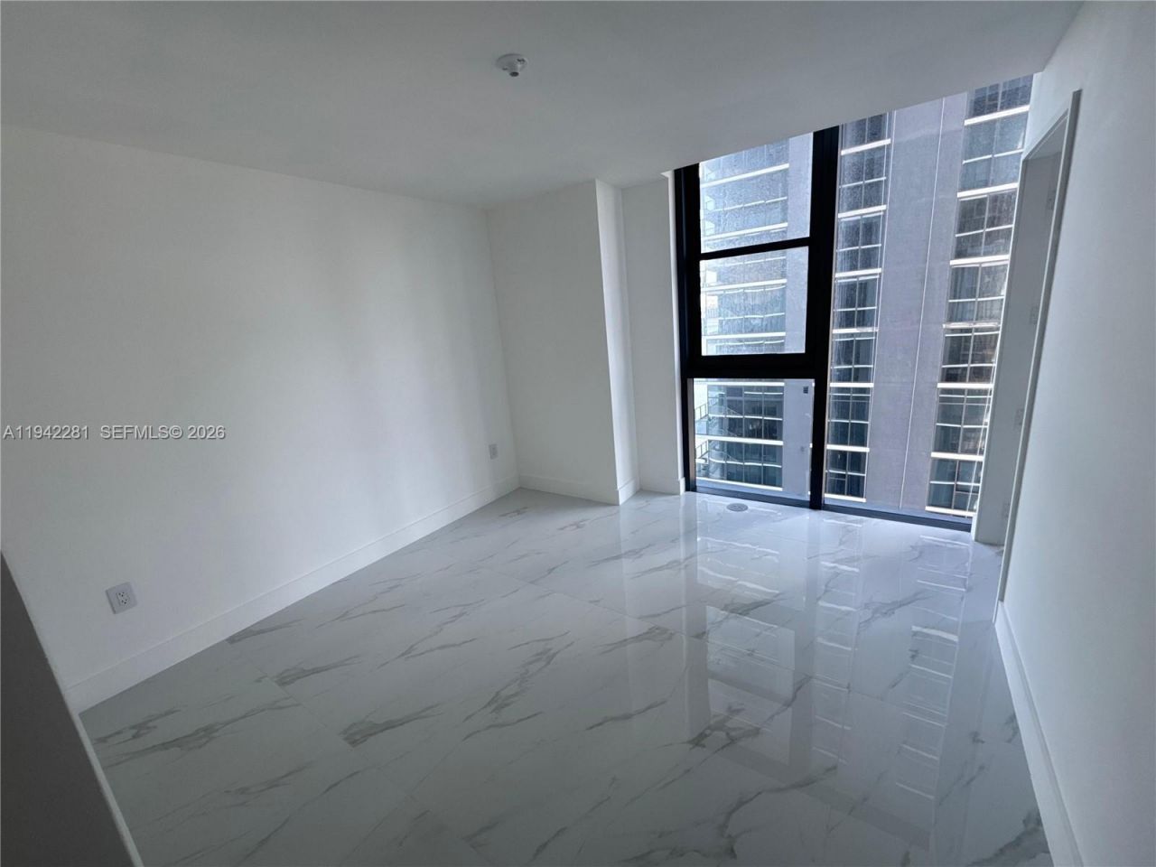 700 NE 24 , Unit 907, Miami, FL 33137 Photo