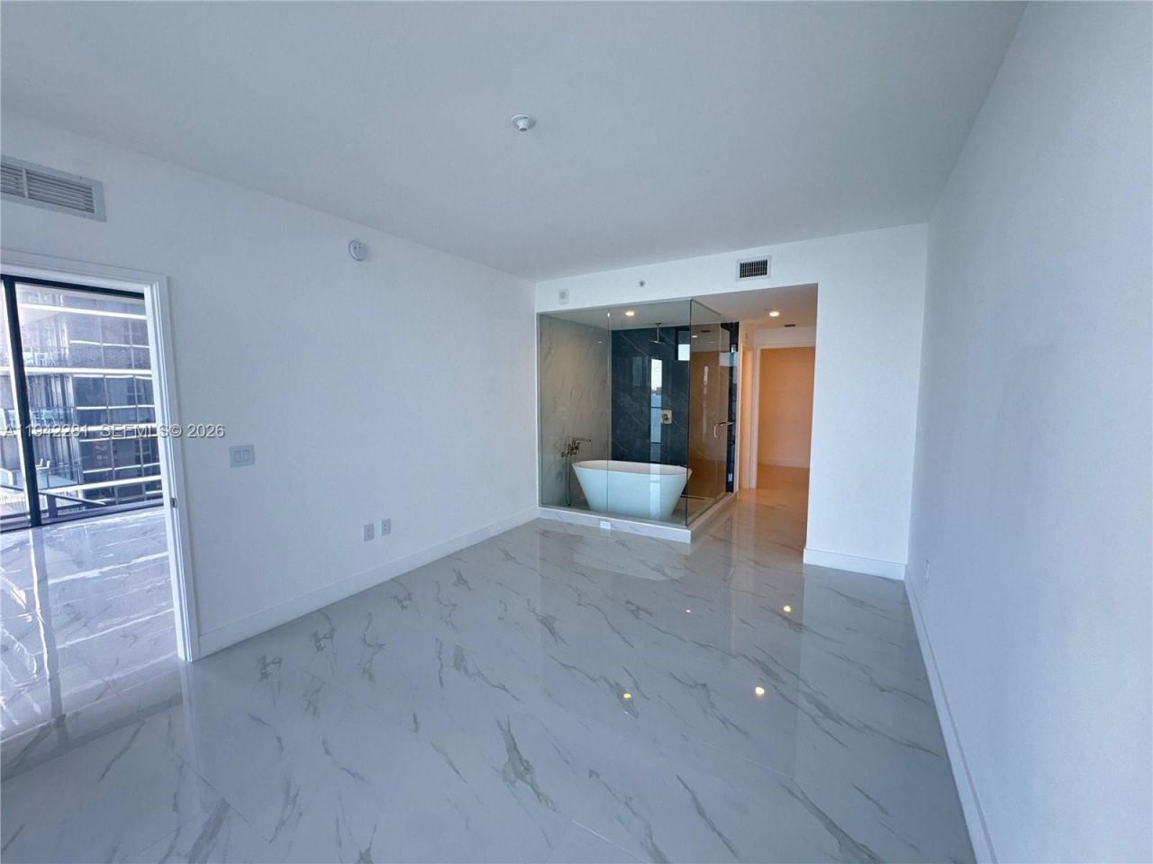 700 NE 24 , Unit 907, Miami, FL 33137 Photo