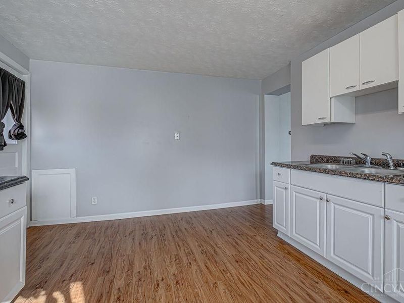 105 Mill Street, Unit 101, Seven Mile, OH 45062 Photo 12