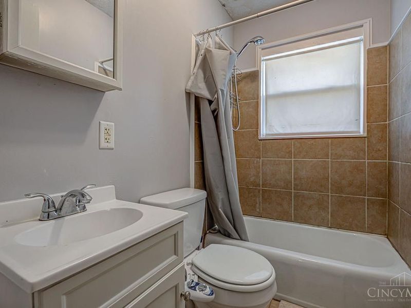 105 Mill Street, Unit 101, Seven Mile, OH 45062 Photo 13