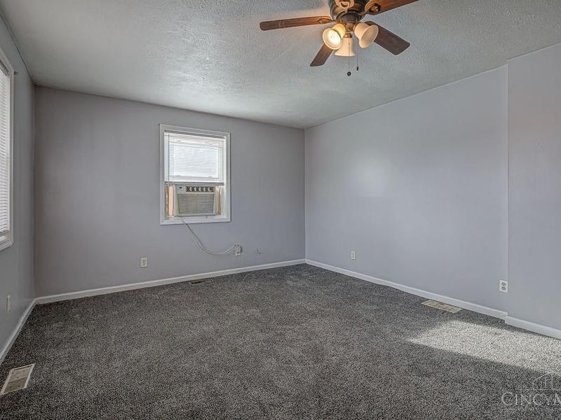105 Mill Street, Unit 101, Seven Mile, OH 45062 Photo 7