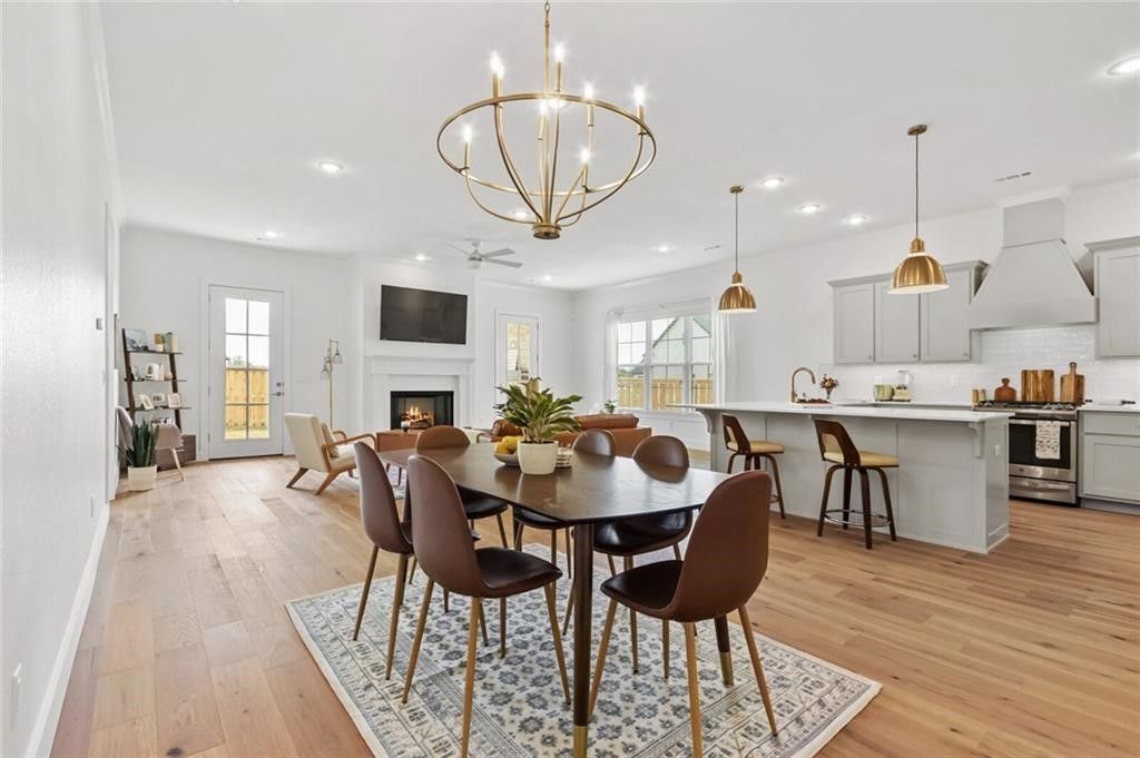 3503 SW Daybreak Boulevard, Bentonville, AR 72713 Main Photo