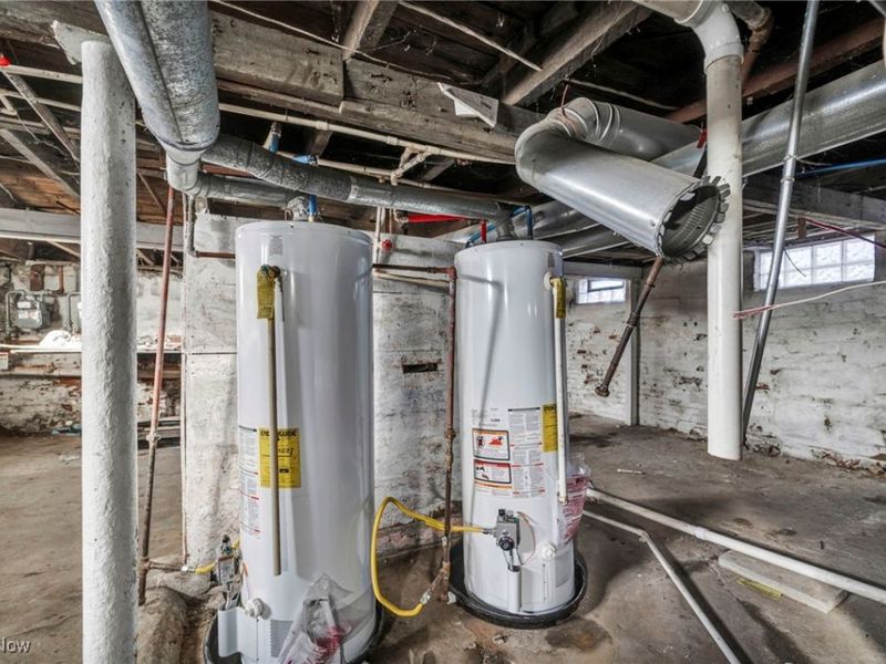 709 E 126th Street, Cleveland, OH 44108 Photo 44