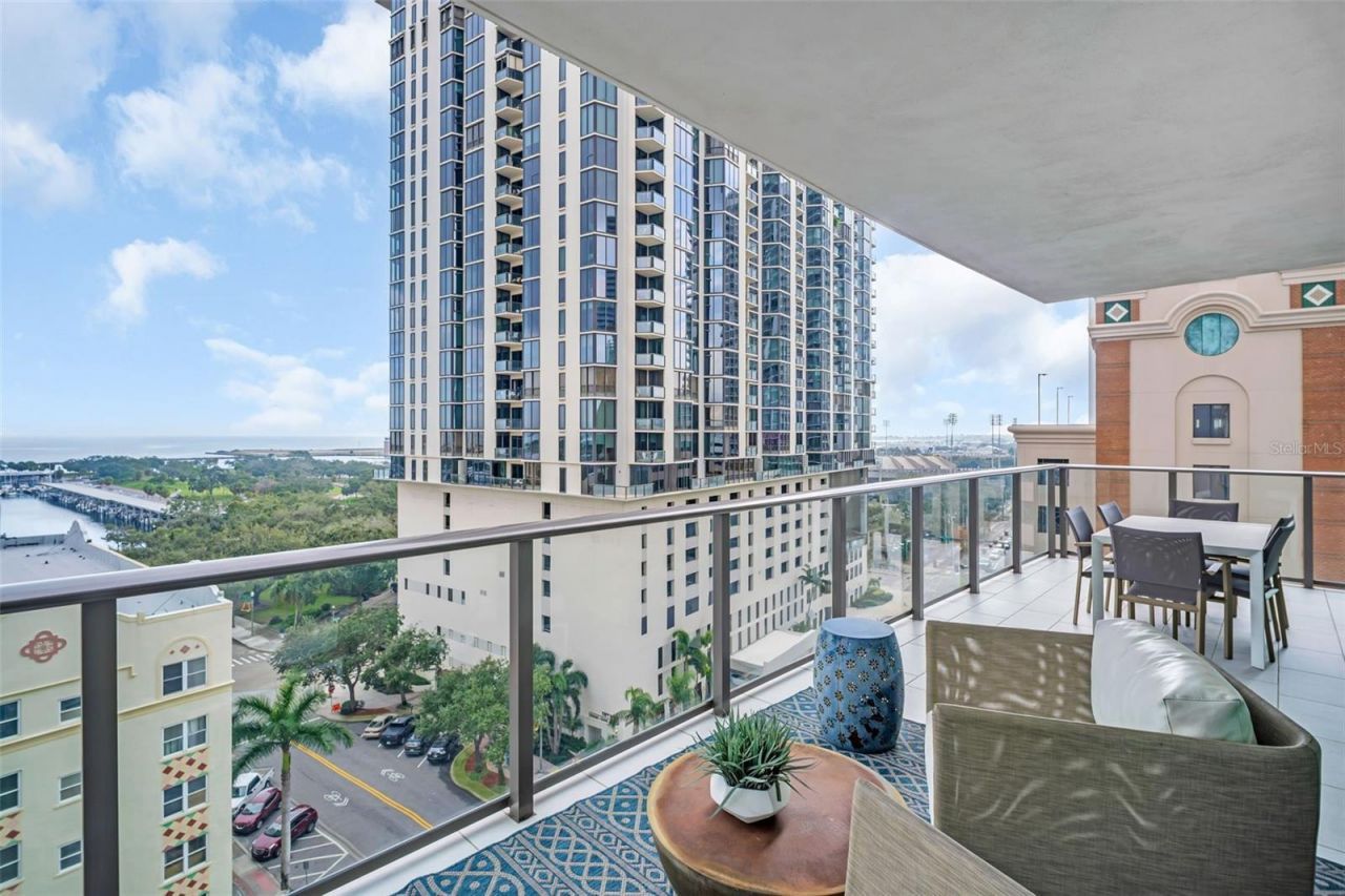 100 1st Avenue N, Unit 901, Saint Petersburg, FL 33701 Photo