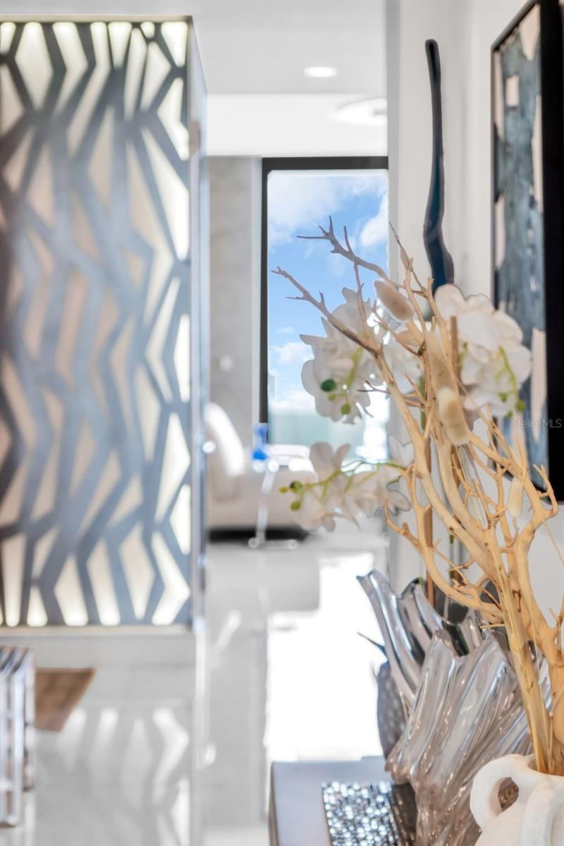 100 1st Avenue N, Unit 901, Saint Petersburg, FL 33701 Photo