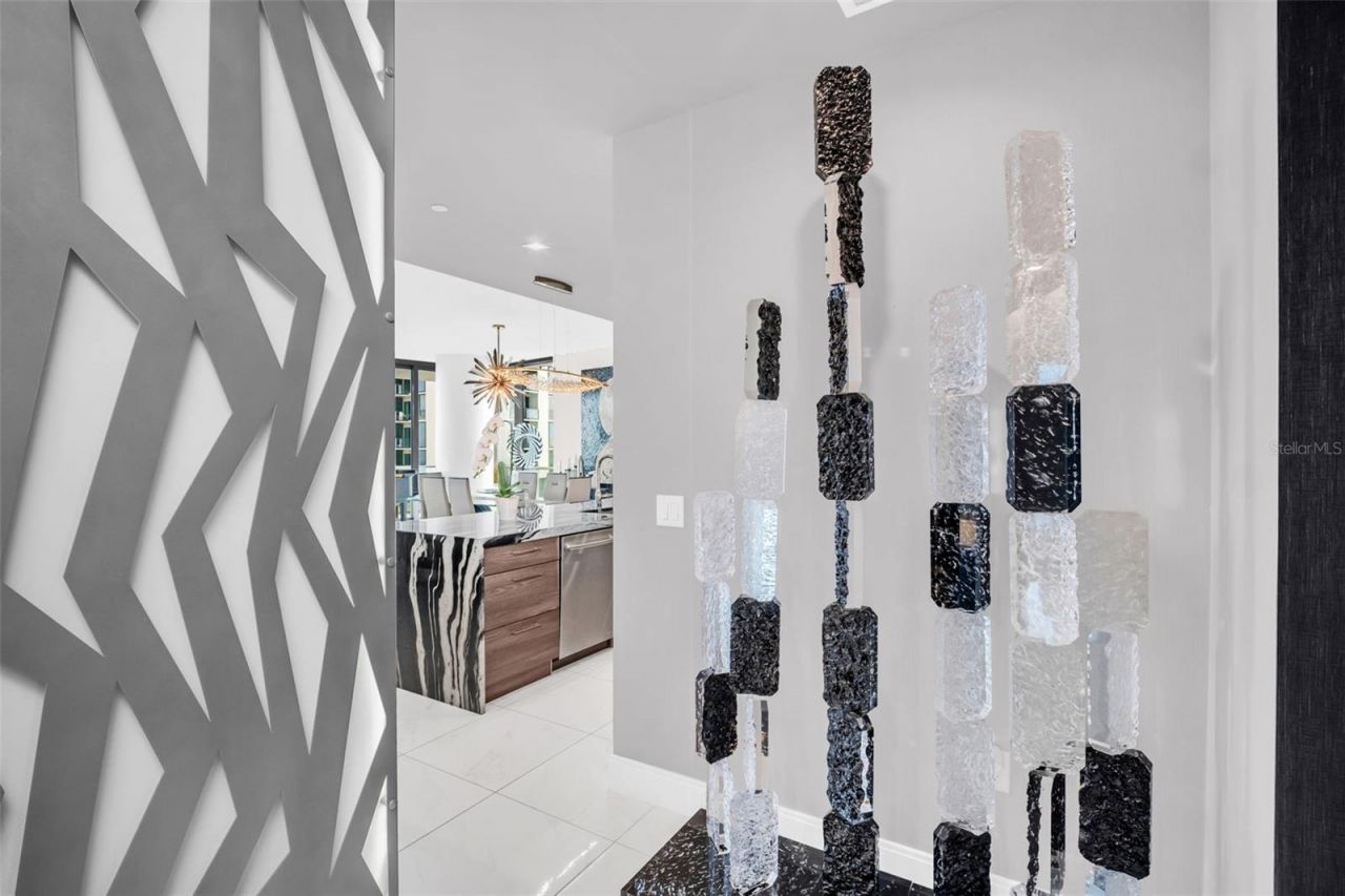 100 1st Avenue N, Unit 901, Saint Petersburg, FL 33701 Photo