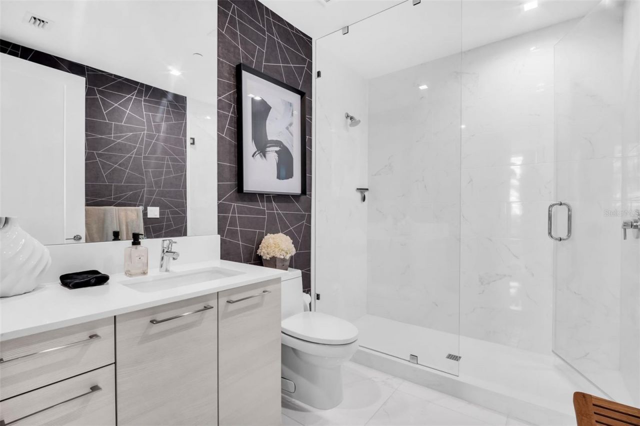 100 1st Avenue N, Unit 901, Saint Petersburg, FL 33701 Photo