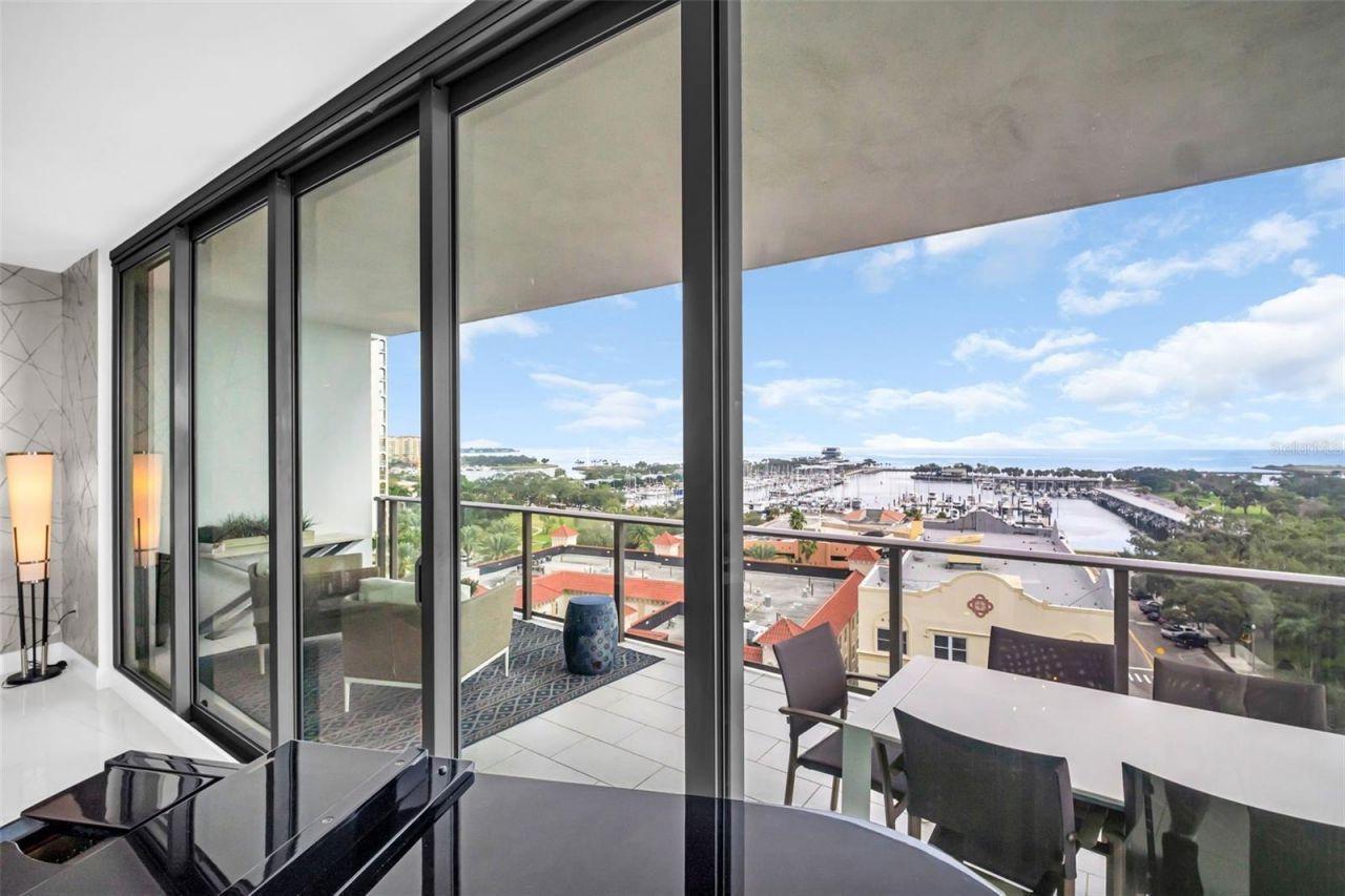 100 1st Avenue N, Unit 901, Saint Petersburg, FL 33701 Photo