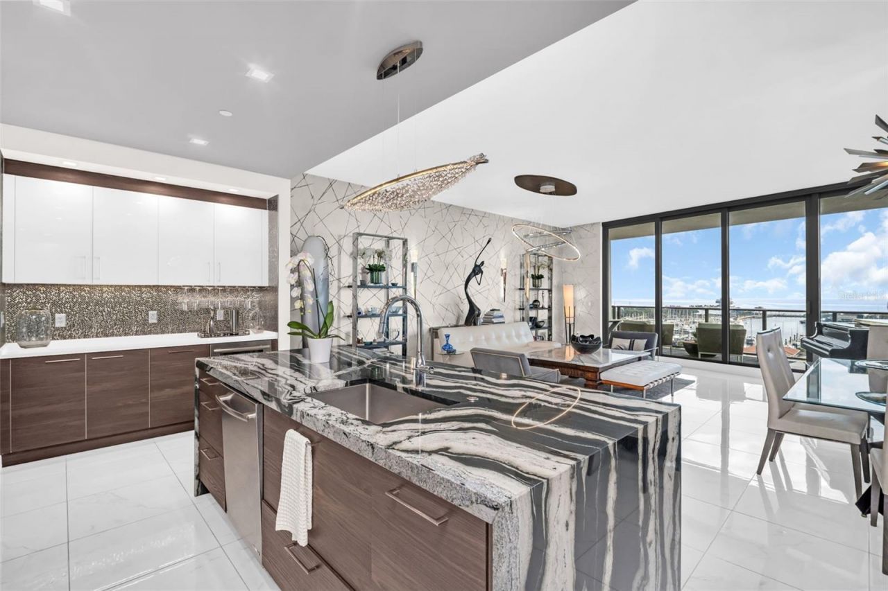 100 1st Avenue N, Unit 901, Saint Petersburg, FL 33701 Photo