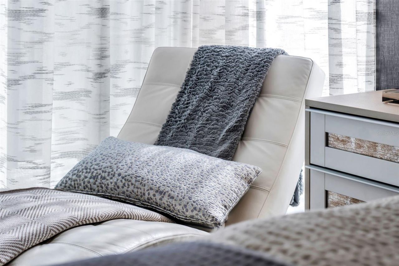 100 1st Avenue N, Unit 901, Saint Petersburg, FL 33701 Photo