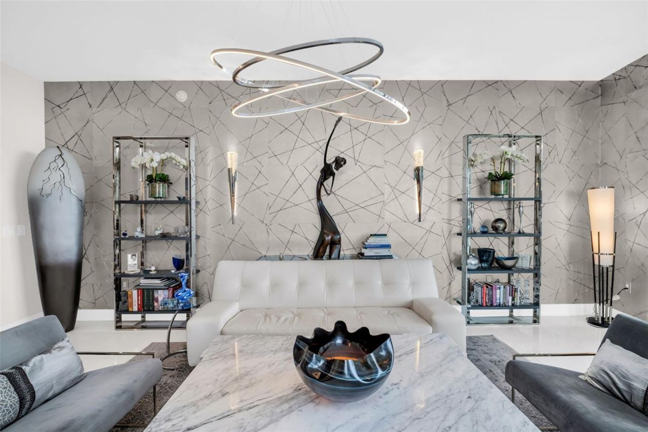 100 1st Avenue N, Unit 901, Saint Petersburg, FL 33701 Photo