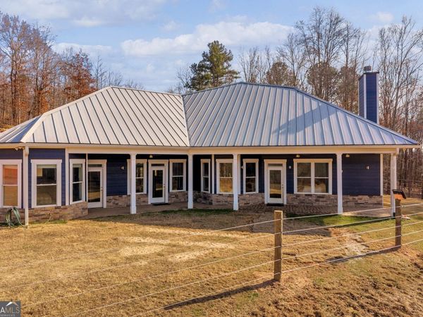 249 Hunters Creek Trail, Toccoa, GA 30577