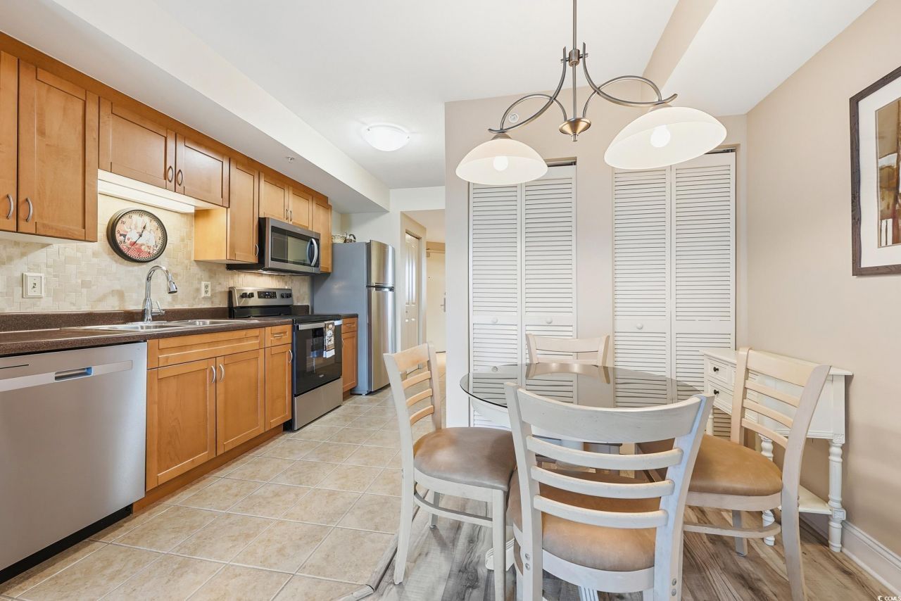 2100 Sea Mountain Hwy. Photo 13