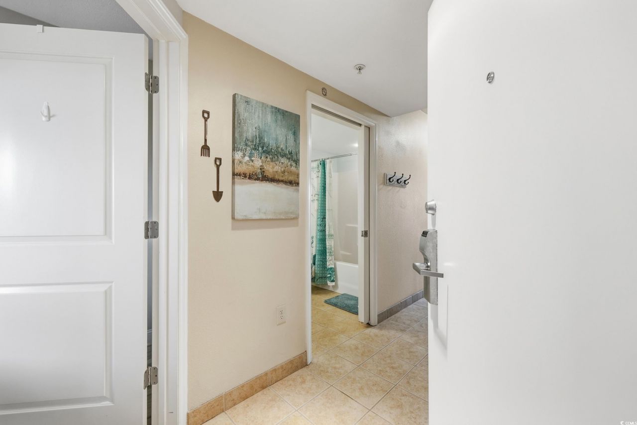 2100 Sea Mountain Hwy. Photo 5