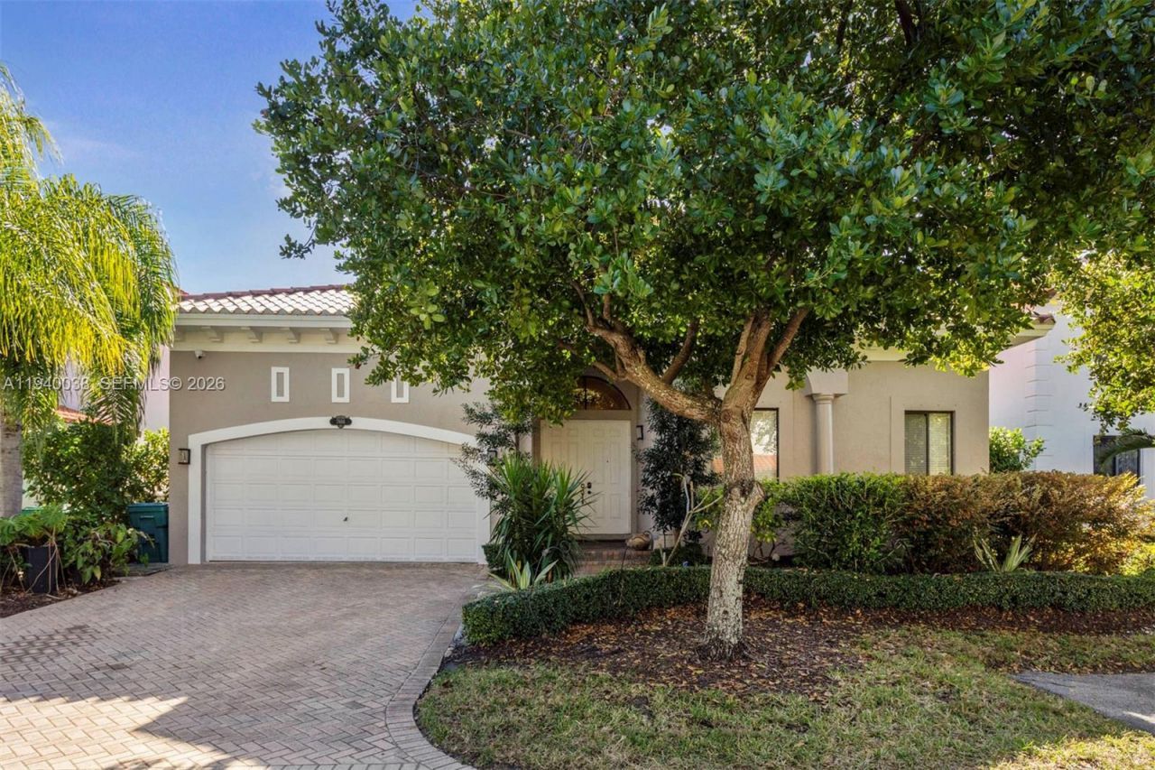 7666 SW 193rd Ln, Cutler Bay, FL 33157 Photo