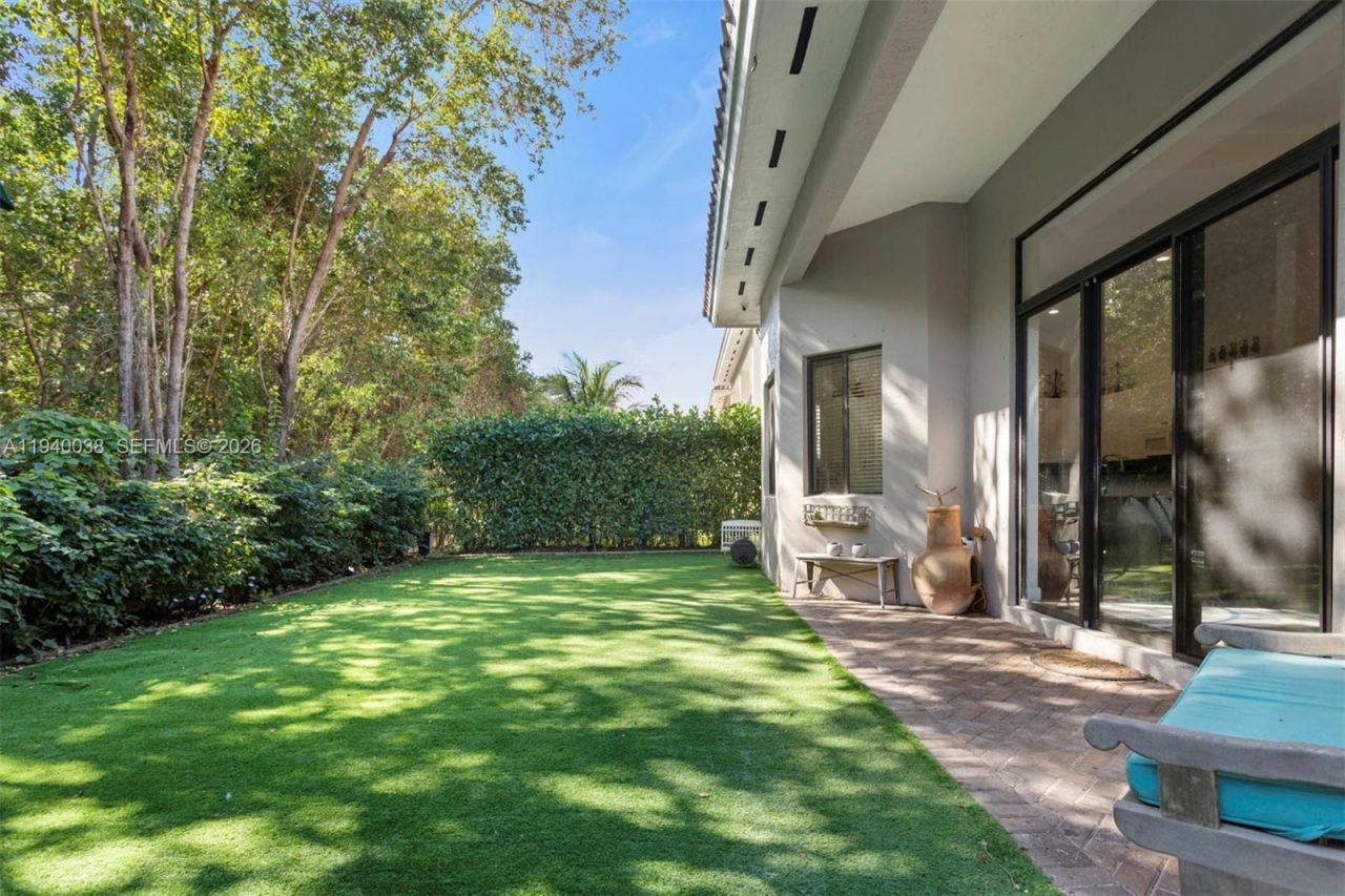 7666 SW 193rd Ln, Cutler Bay, FL 33157 Photo