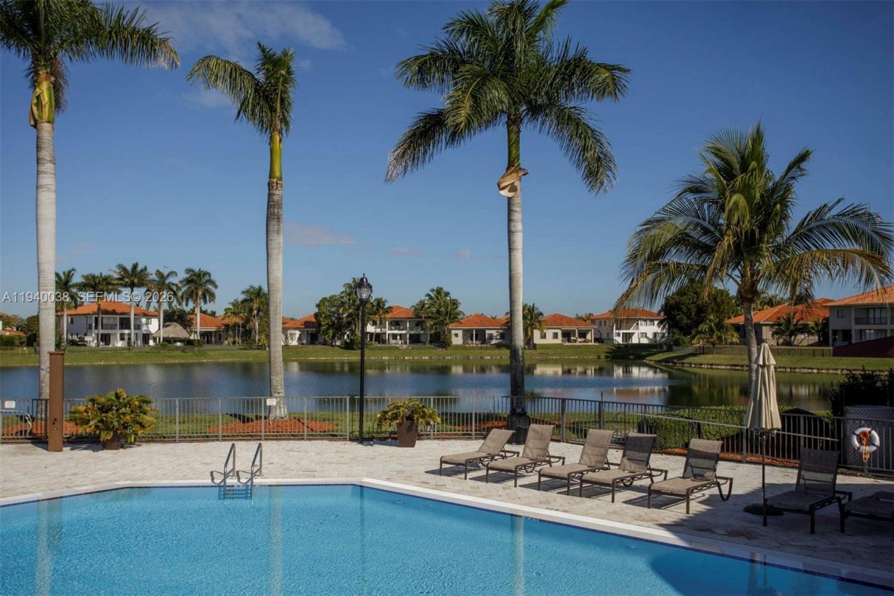 7666 SW 193rd Ln, Cutler Bay, FL 33157 Photo