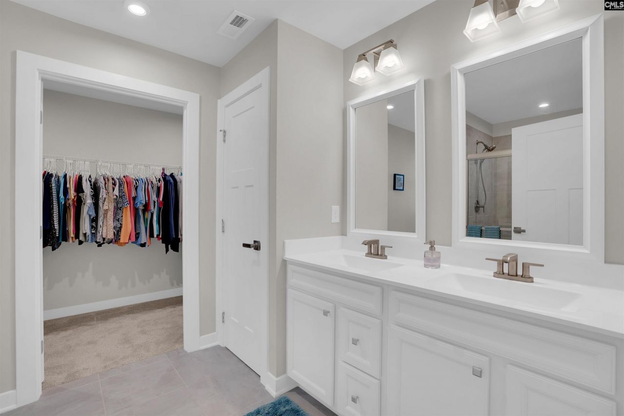 320 Switch Grass Court Photo 15