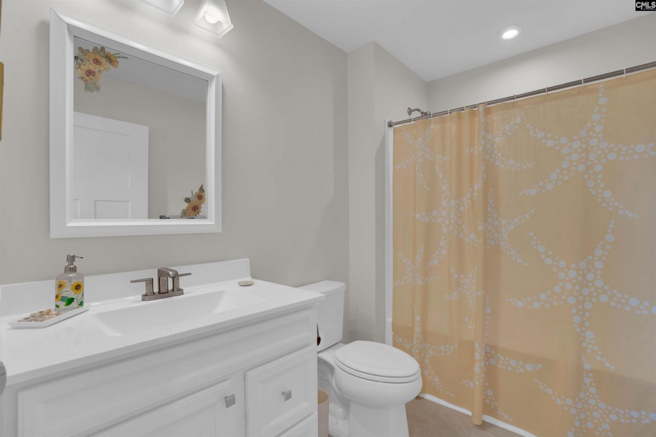 320 Switch Grass Court Photo 24