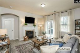 146 Whitton Court photo 4