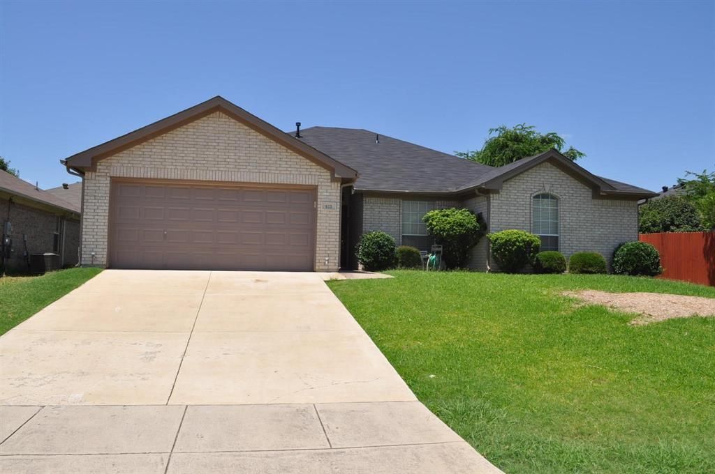 623 Coal Creek Drive, Mansfield, TX 76063 Main Photo