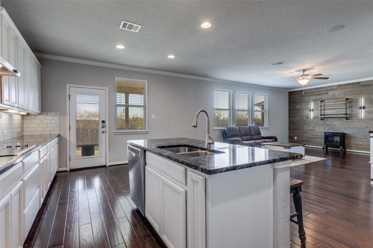 248 Heavenly Vw, Cibolo, TX 78108 Main Photo