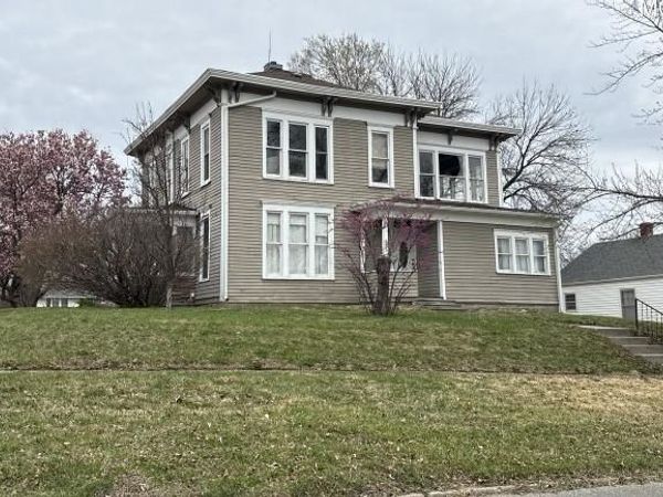 605 N Vine Street, Maryville, MO 64446