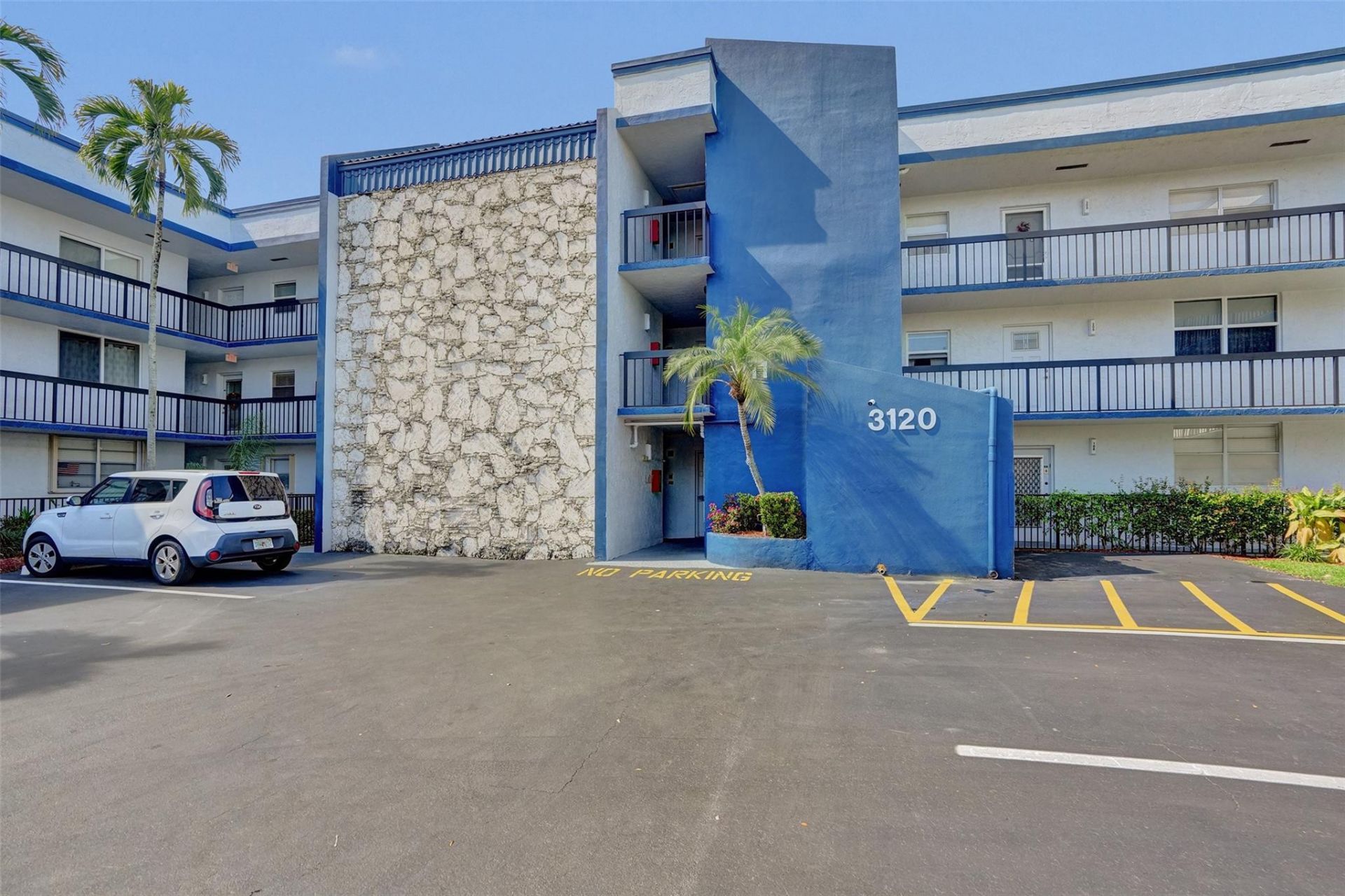 3120 Holiday Springs Boulevard, Unit 106, Margate, FL 33063 Photo