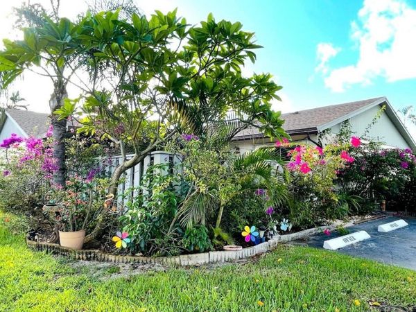 8090 Ambach Way, Unit 13-B, Hypoluxo, FL 33462