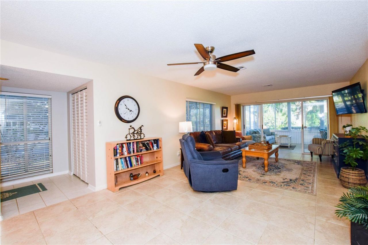 429 Wexford Circle, Unit 75, Venice, FL 34293 Photo