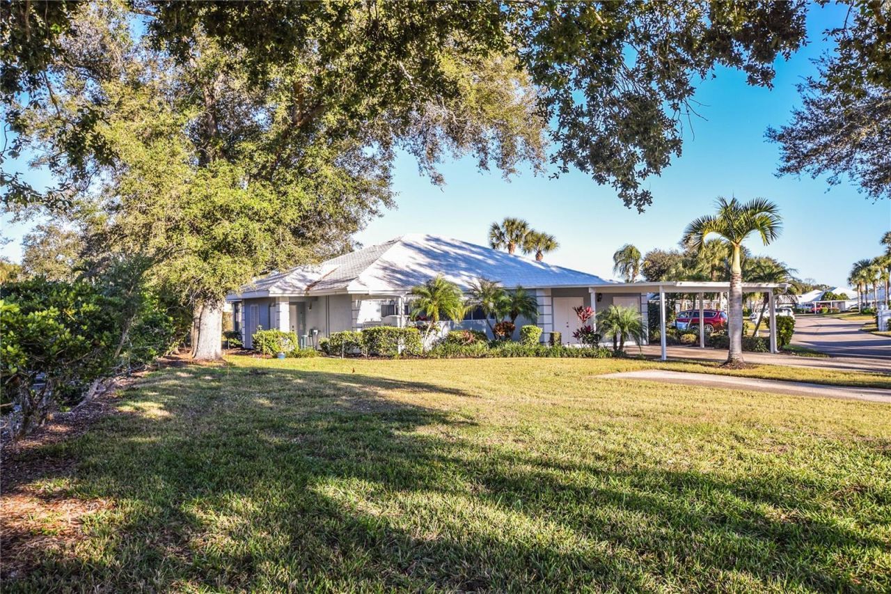 429 Wexford Circle, Unit 75, Venice, FL 34293 Photo