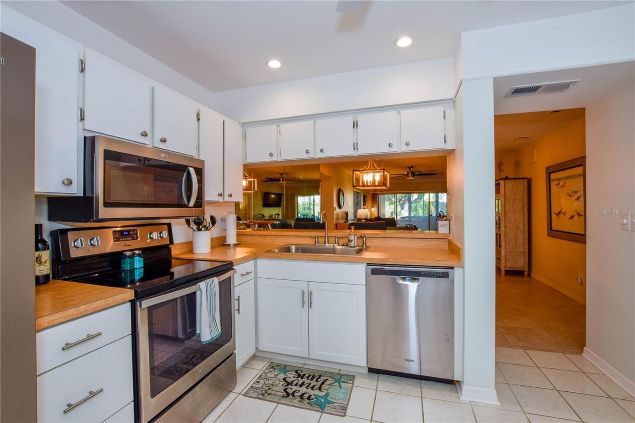 429 Wexford Circle, Unit 75, Venice, FL 34293 Photo