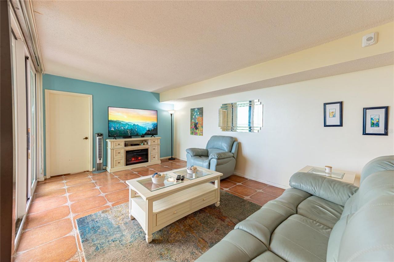 5541 Puerta Del Sol Boulevard S, Unit 116, Saint Petersburg, FL 33715 Photo