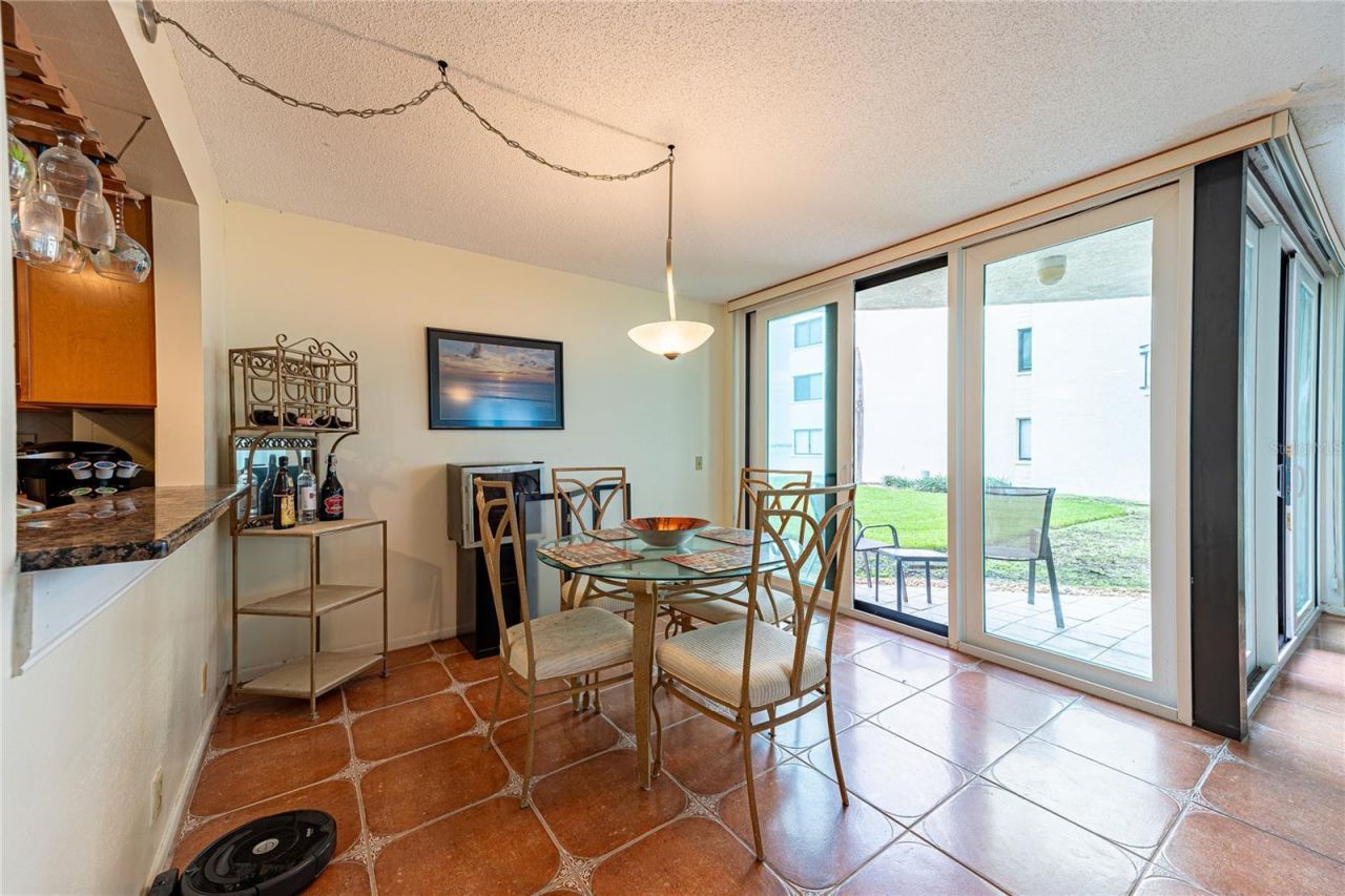 5541 Puerta Del Sol Boulevard S, Unit 116, Saint Petersburg, FL 33715 Photo