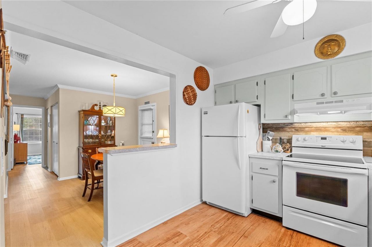 3910 37th Street S, Unit 39, Saint Petersburg, FL 33711 Photo