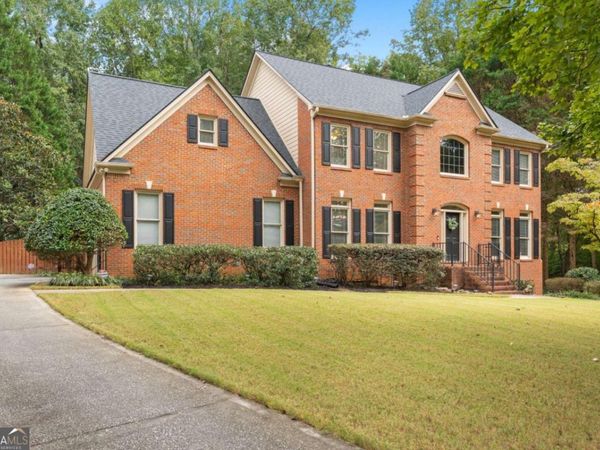3505 Chartwell Drive, Suwanee, GA 30024