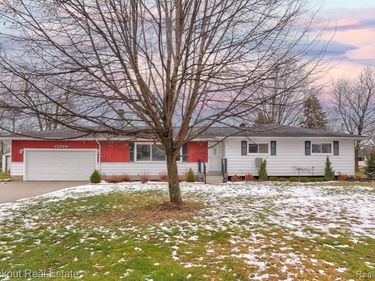 11086 N Evergreen Drive, Birch Run Twp, MI 48415
