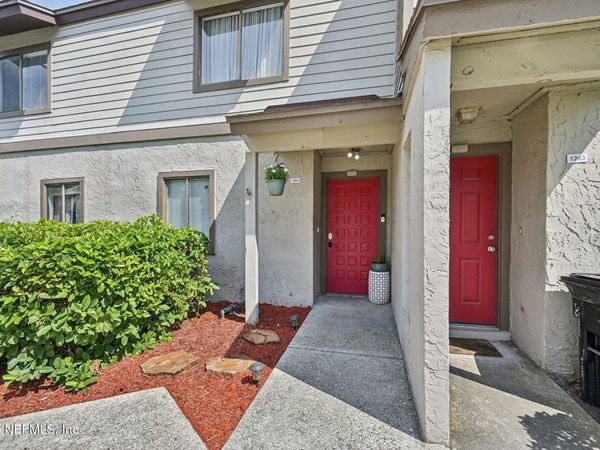 8300 PLAZA GATE Lane, Unit 1242, Jacksonville, FL 32217