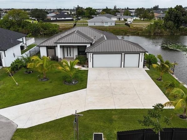 509 NE 5th TER, CAPE CORAL, FL 33909